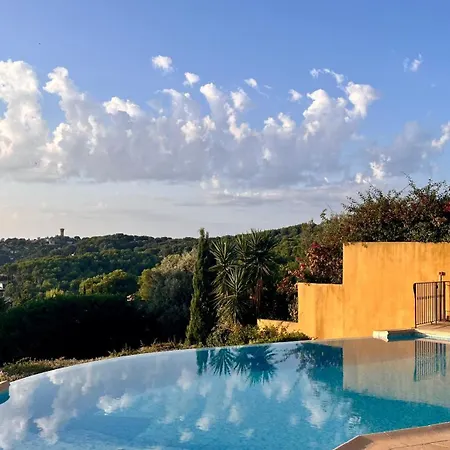 Les Pariades : 8 Prs, 4 Ch, Piscine, Vue * Vallauris